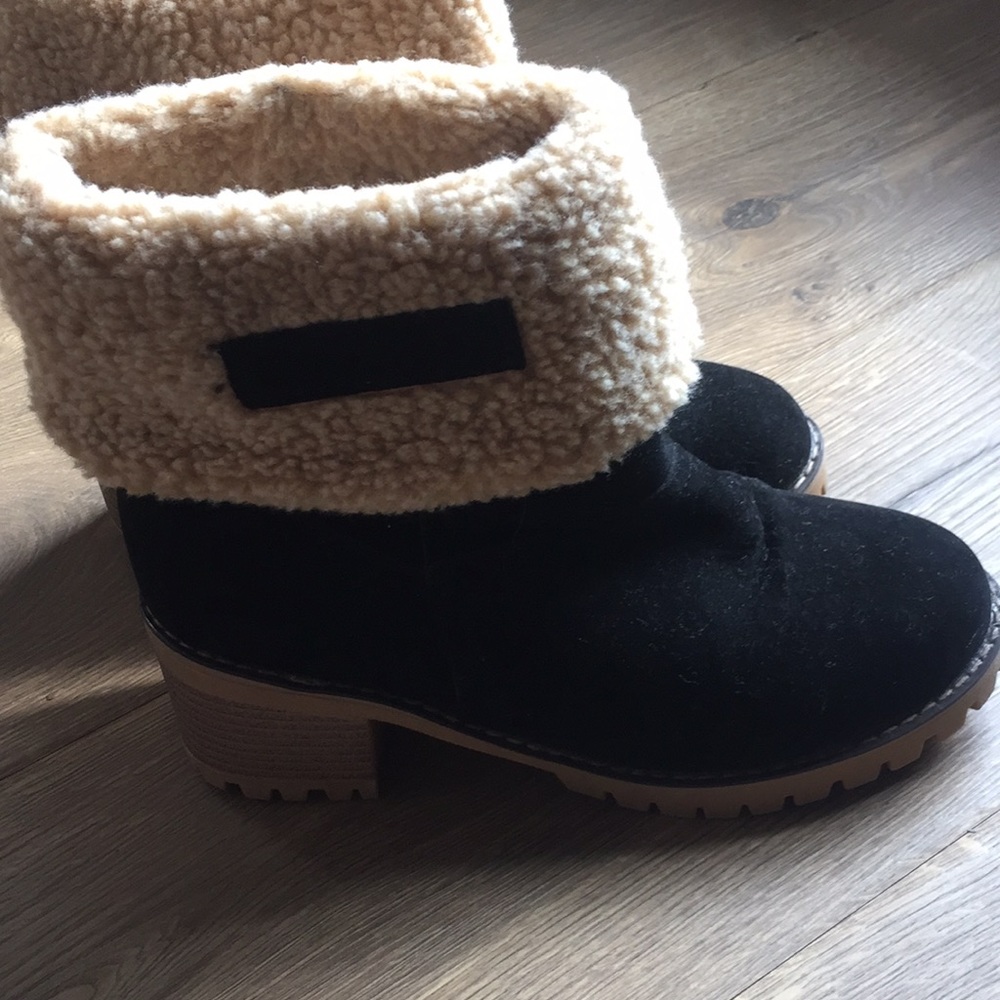 Black Faux Fur Lined Booties
